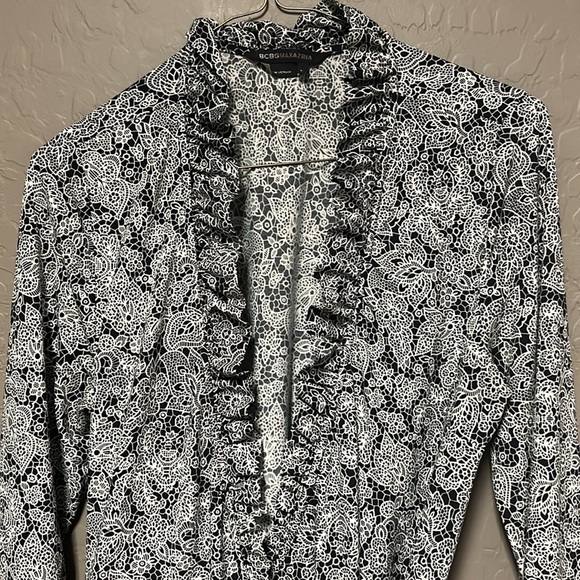 BCBGMaxAzria Ruffled Wrap Dress - Picture 4 of 6